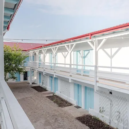 Πανσιόν Casa Stavros 3*